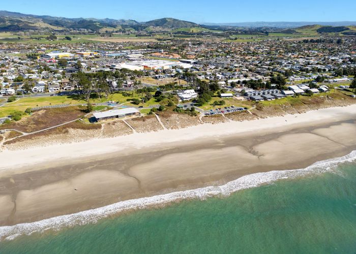  at 4 Percy Road, Papamoa, Tauranga, Bay Of Plenty