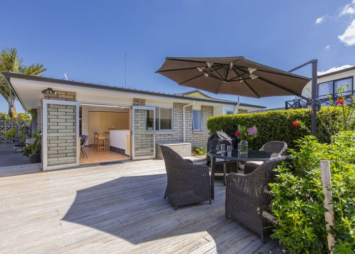  at 15 Spriggs Crescent, Greenmeadows, Napier