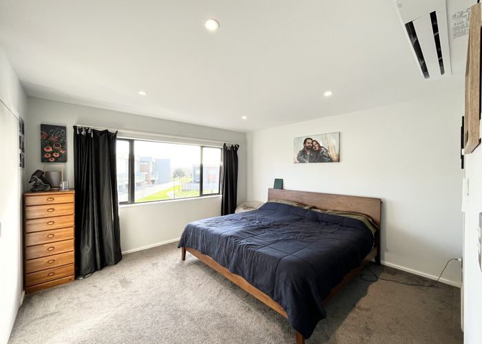  at 42 Bordeaux Parade, Te Atatu South, Auckland