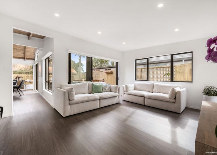  at 27A Kinross Street, Blockhouse Bay, Auckland
