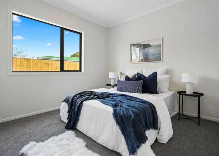  at 2/48 Heath Street, St Andrews, Hamilton