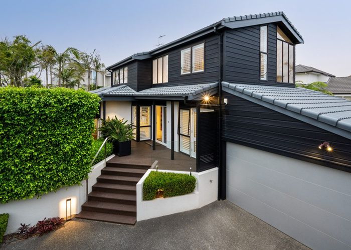  at 33A Craig Road, Milford, Auckland
