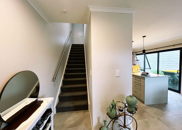  at 18 Cogar Terrace, Chartwell, Hamilton