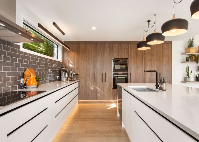  at 2 John Monck Lane, Redcliffs, Christchurch
