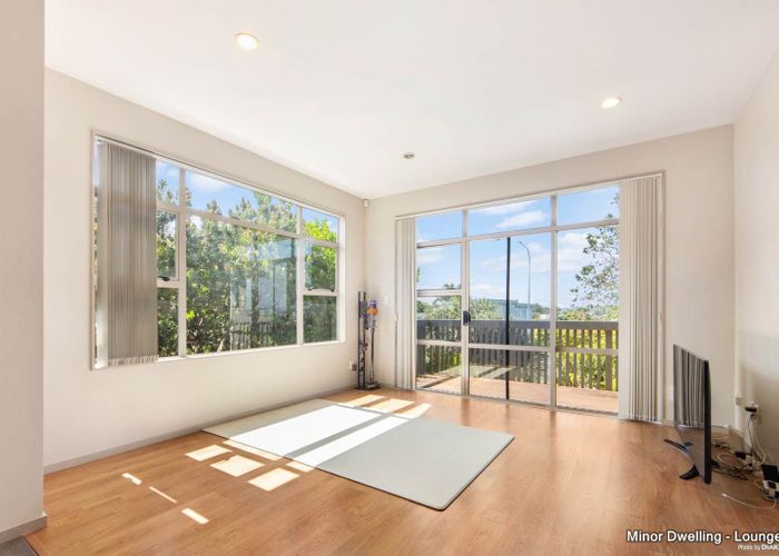  at 2 Deanna Drive, West Harbour, Auckland