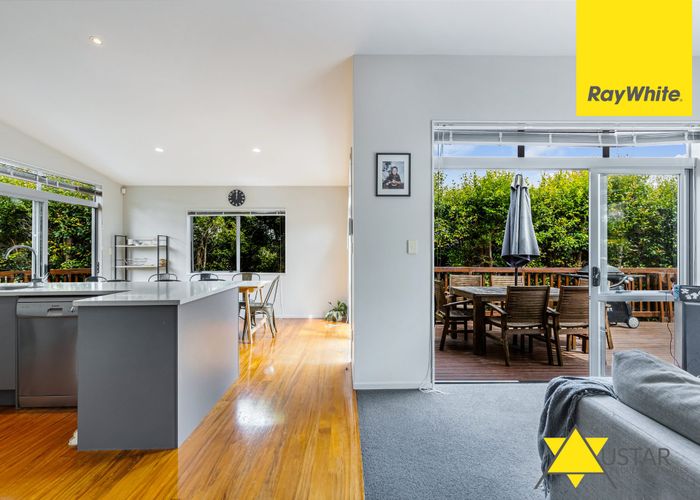  at 113B Woodglen Road, Glen Eden, Waitakere City, Auckland