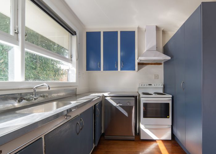  at 98 Silverdale Road, Silverdale, Hamilton, Waikato