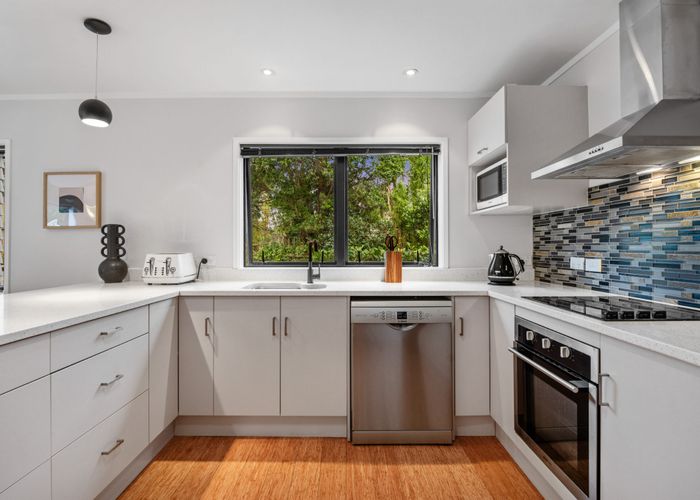  at 1/19 Cairnbrae Court, Northcross, North Shore City, Auckland