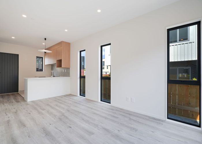  at 11 Tokarewa Close, Mount Wellington, Auckland