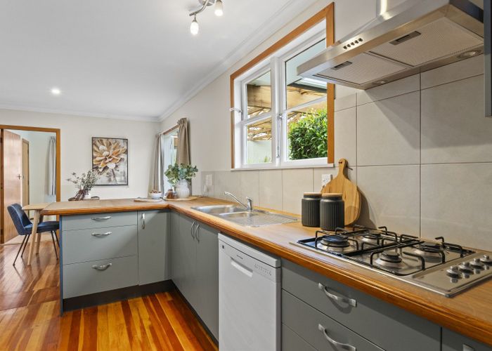  at 8 Juliana Place, Awapuni, Palmerston North, Manawatu / Whanganui