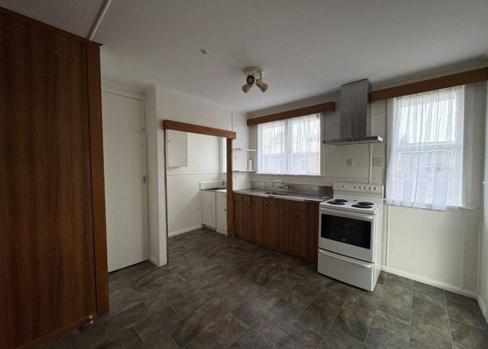  at 8A Sandleigh Road, Hamilton Lake, Hamilton, Waikato