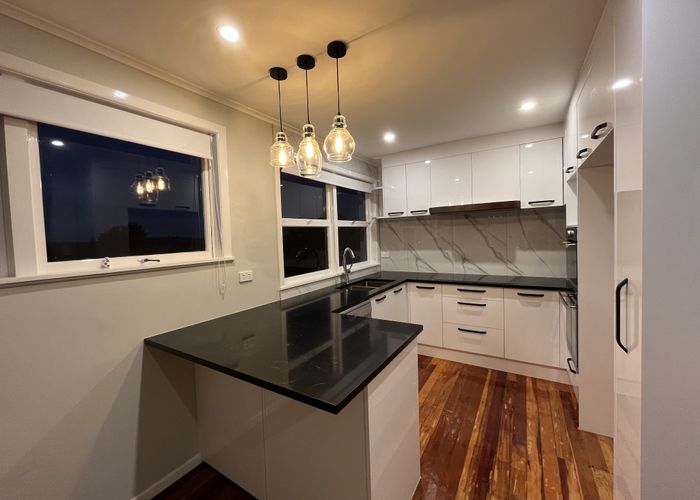  at 39 Riverhills Avenue, Pakuranga Heights, Manukau City, Auckland