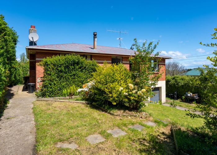  at 46 Ellesmere Street, Ravensbourne, Dunedin