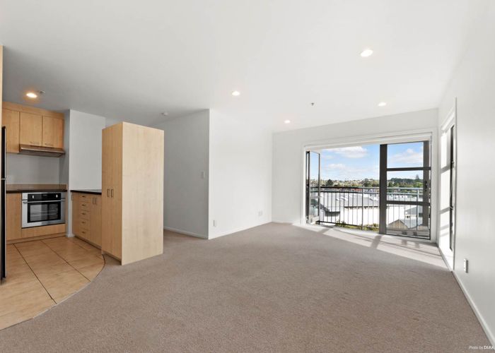  at 5H/10 Crown Lynn Place, New Lynn, Auckland