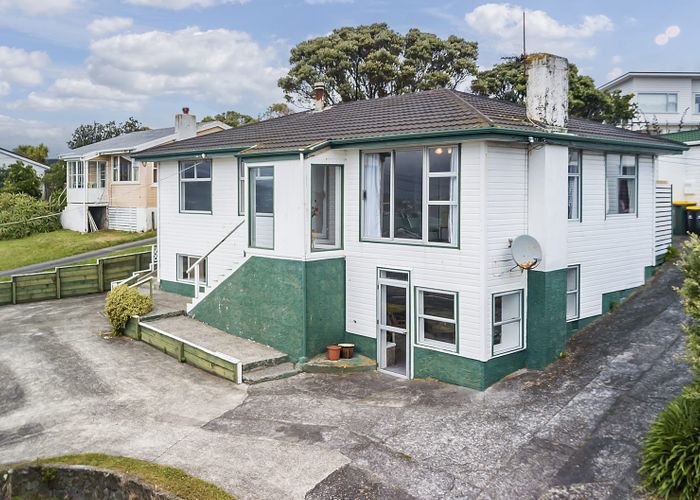  at 45 Hiwi Crescent, Titahi Bay, Porirua