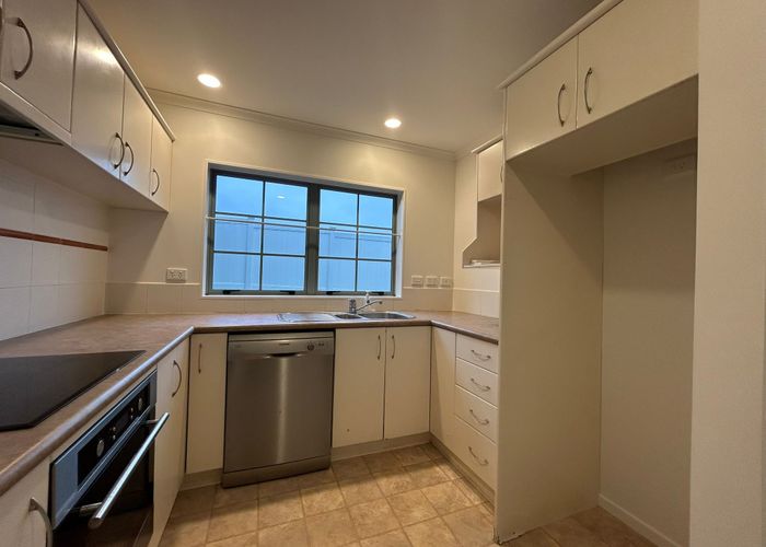  at 1/202 Botany Road, Howick, Manukau City, Auckland