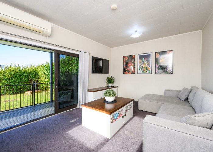  at 6 Willowstream Grove, Cloverlea, Palmerston North, Manawatu / Whanganui