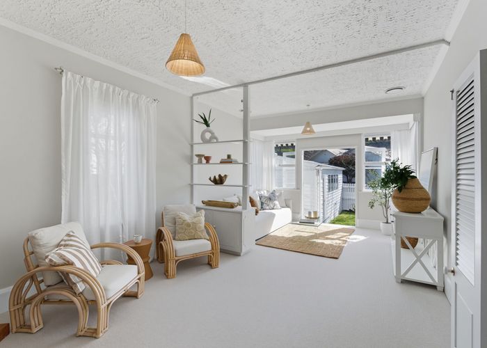  at 37 Menzies Street, Sumner, Christchurch City, Canterbury