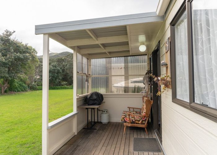  at 1091E Colville Road, Amodeo Bay