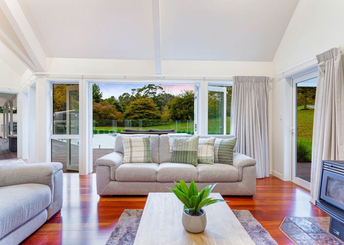  at 274 Glenmore Road, Albany