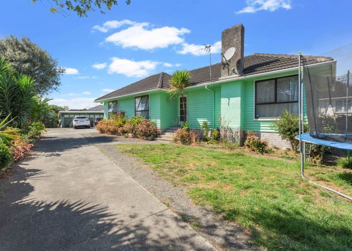  at 33 Watts Road, Manurewa, Manukau City, Auckland