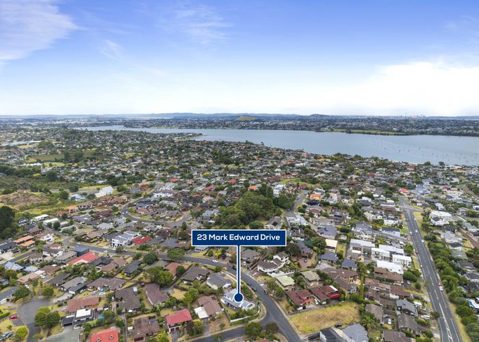  at 23 Mark Edward Drive, Half Moon Bay, Auckland