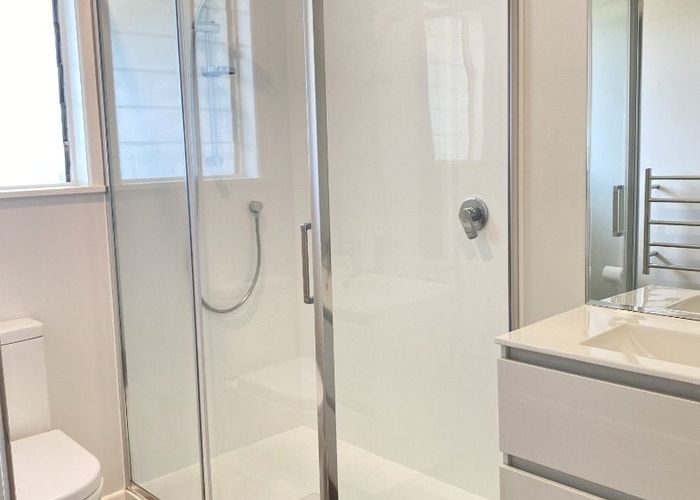  at 100 Triangle Road, Massey, Waitakere City, Auckland