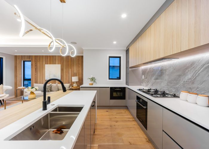  at 49 Kumukumu Road, Long Bay, Auckland