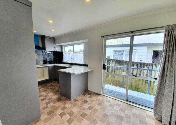  at 2/43 Solveig Place, Randwick Park, Manukau City, Auckland