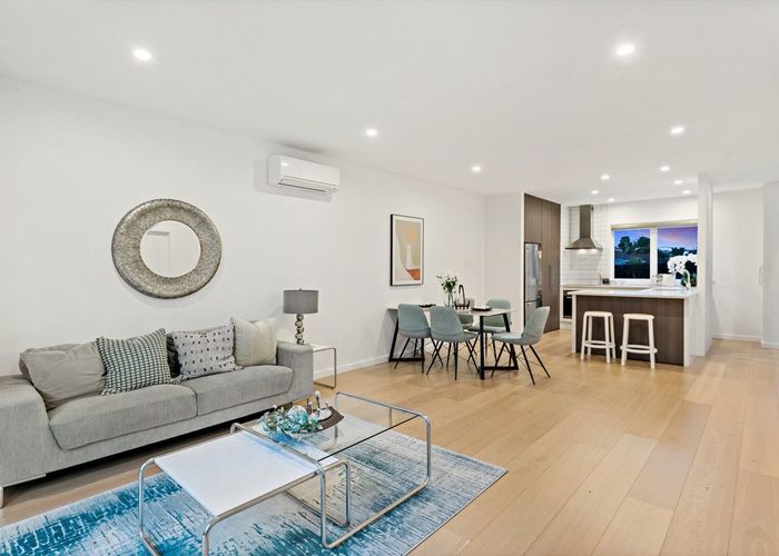  at 17C Holland Avenue, Point England, Auckland City, Auckland