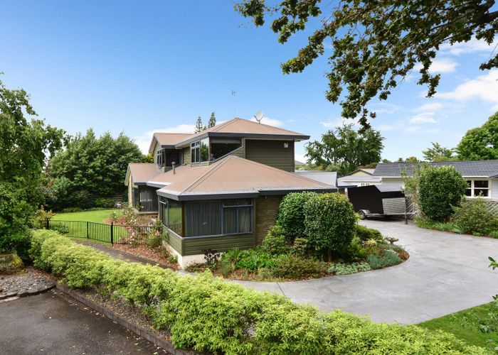 Free property data for 5 River Oaks Place, Pukete, Hamilton homes.co.nz