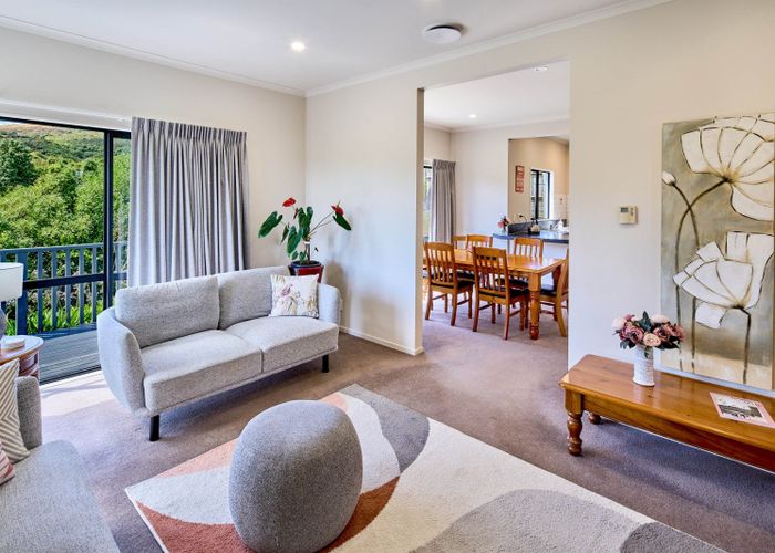  at 89 Kentwood Drive, Woodridge, Wellington, Wellington