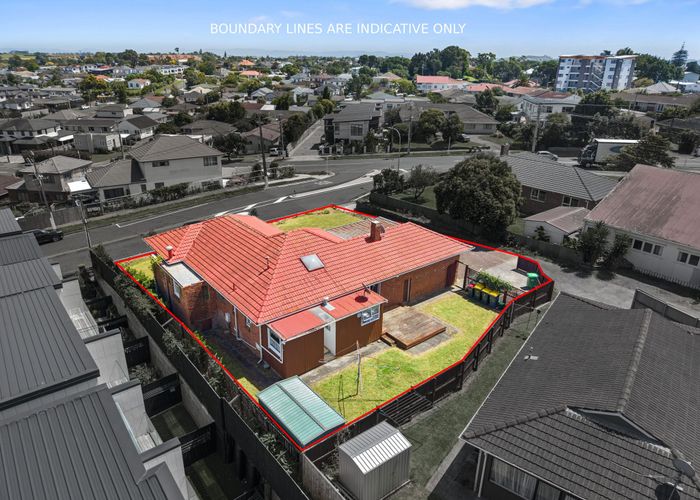  at 4 Kenderdine Road, Papatoetoe, Manukau City, Auckland