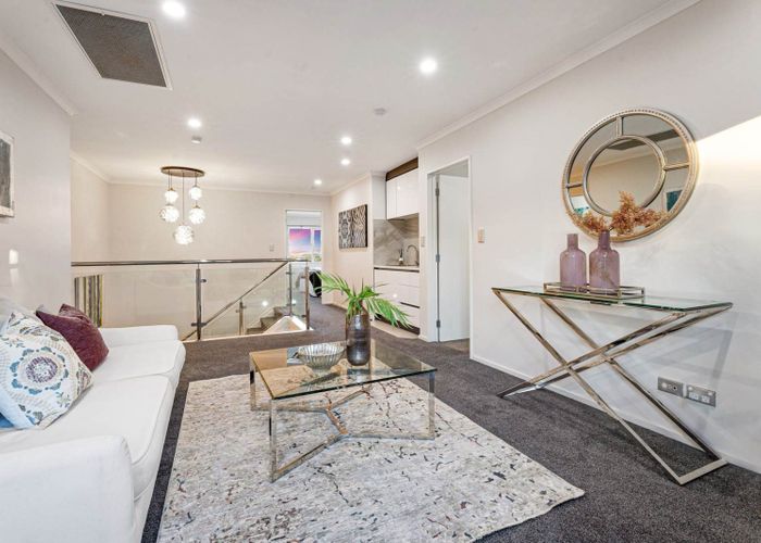  at 6  Glann Lane, Flat Bush, Manukau City, Auckland