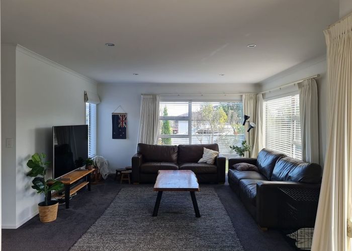  at 90A Endeavour Drive, Whitby, Porirua, Wellington