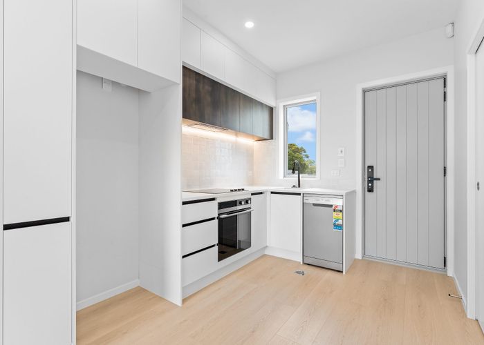  at 10B Clensmore Place, Torbay, North Shore City, Auckland