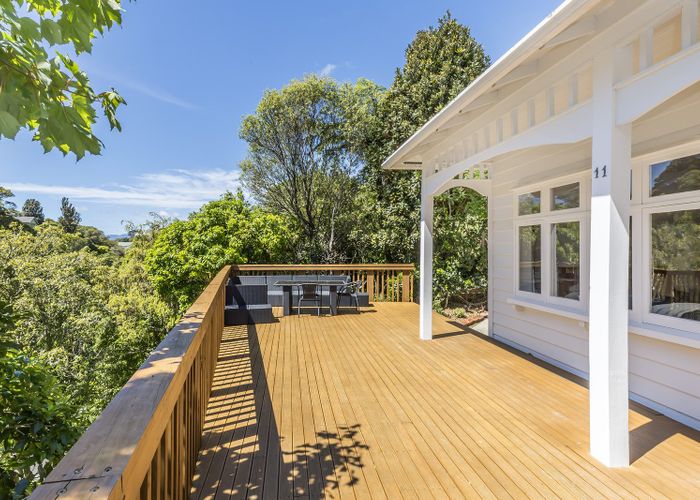  at 11 Governor Road, Northland, Wellington