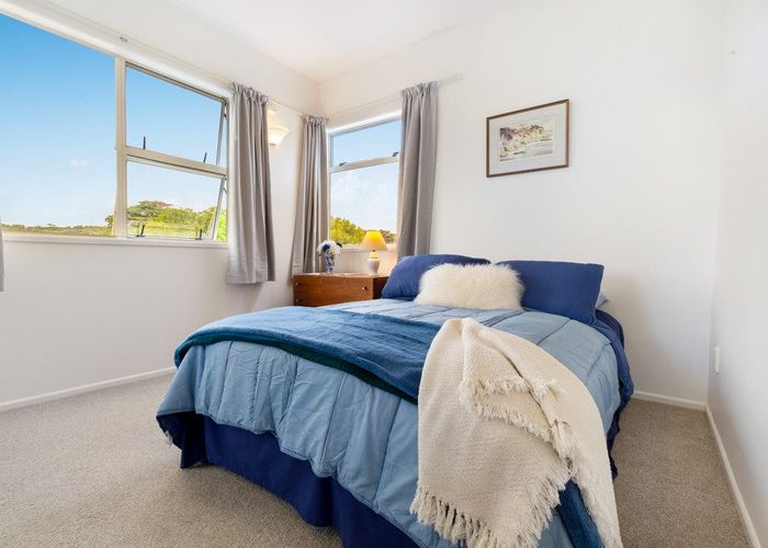  at 10/118 Ocean View Road, Oneroa, Waiheke Island, Auckland
