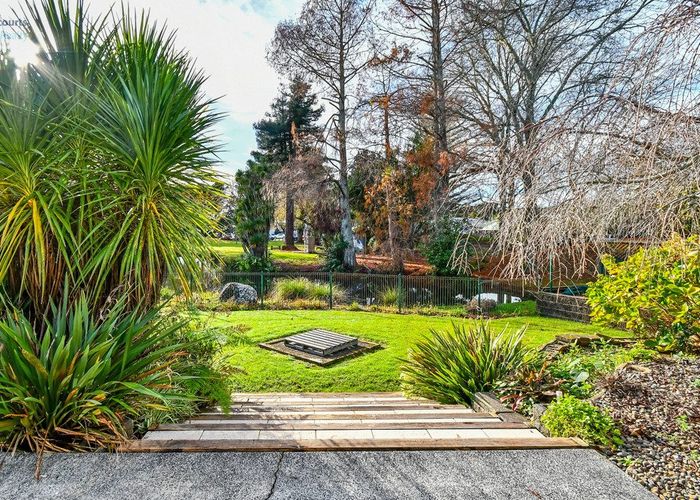  at 4 Lochview, Pukekohe, Franklin, Auckland