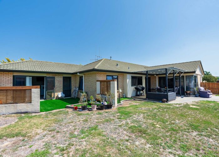  at 3 Kentia Avenue, Mount Maunganui