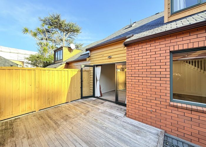  at 60  Futuna Close, Karori, Wellington, Wellington