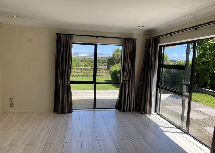  at 16 Fremantle Place, Pakuranga Heights, Manukau City, Auckland