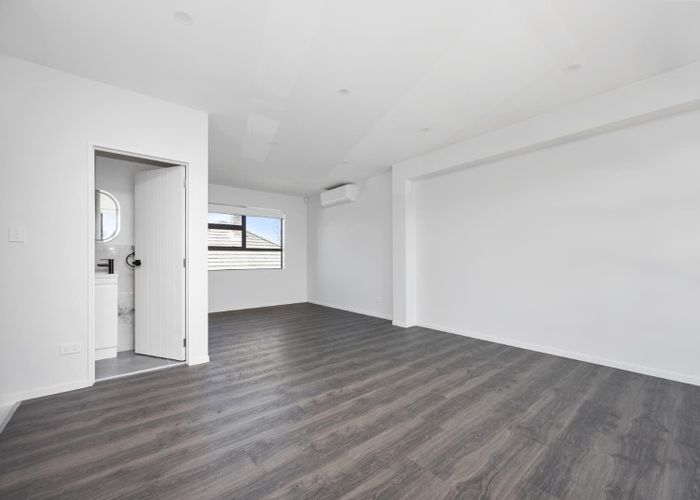  at 3/3153 Great North Rd, New Lynn, Waitakere City, Auckland