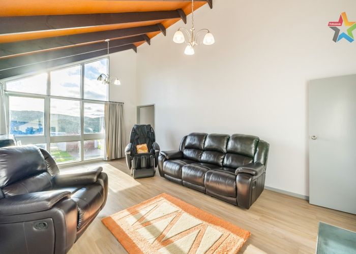  at 8 Ilam Grove, Kelson, Lower Hutt