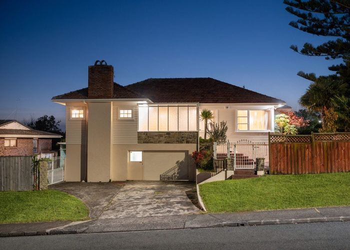  at 221 Te Atatu Road, Te Atatu South, Waitakere City, Auckland