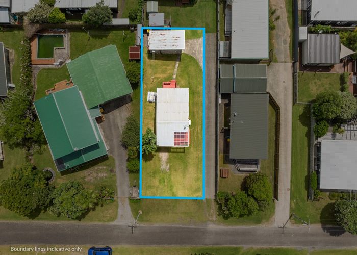  at 104A The Square, Whangamata, Whangamata