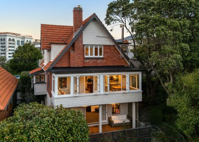  at 84 Bolton Street, Kelburn, Wellington, Wellington