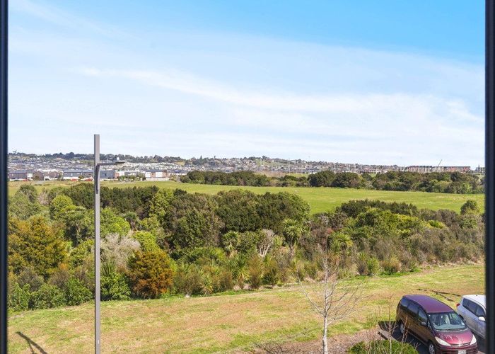  at 1 Bonnette Road, Flat Bush, Manukau City, Auckland
