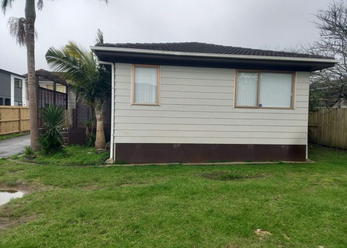  at Weymouth, Manukau City, Auckland