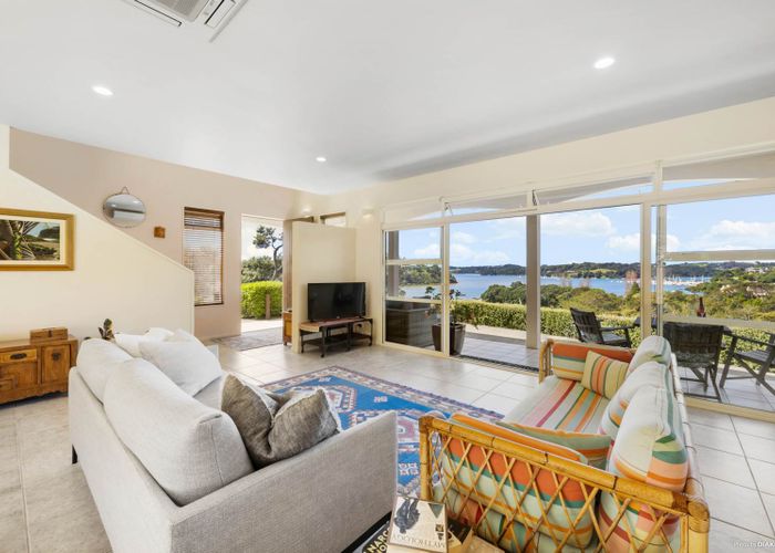  at 29 Beach Street, Sandspit